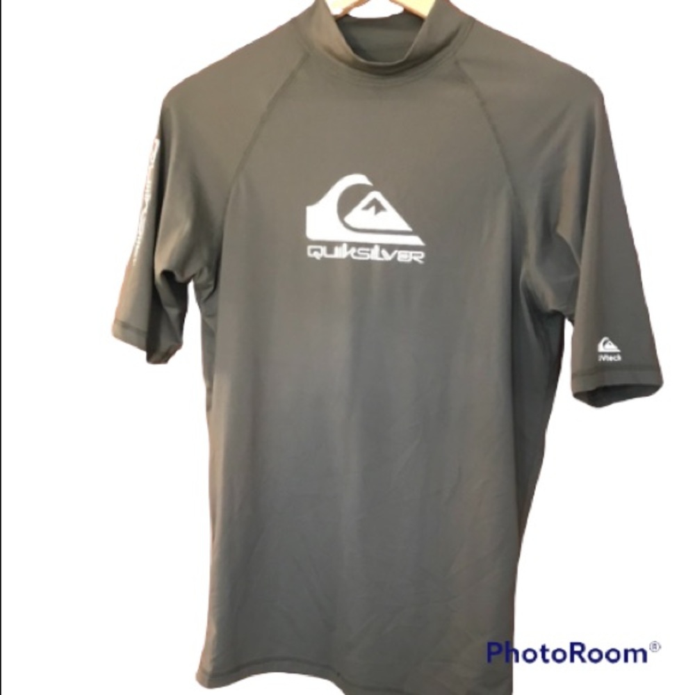 Quiksilver KHAKI Swim top, Sz L. Winter Sale